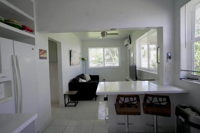 2513 Staples Ave unit B, Key West, FL 33040 - photo 6