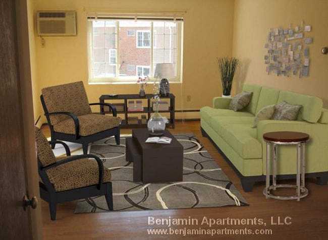 11 Brattle Dr unit 33, Arlington, MA 02474 - photo 2