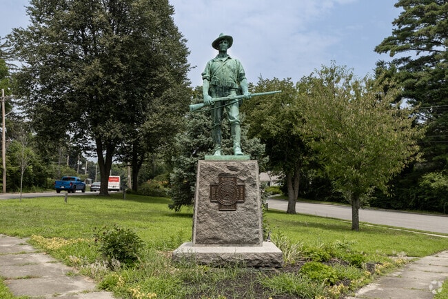 Gale Park features memorials honoring veterans of various conflicts, including the Spanish War.