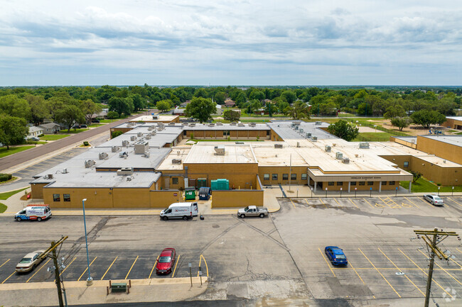 Vermillion Elementary School is a decently sized school.