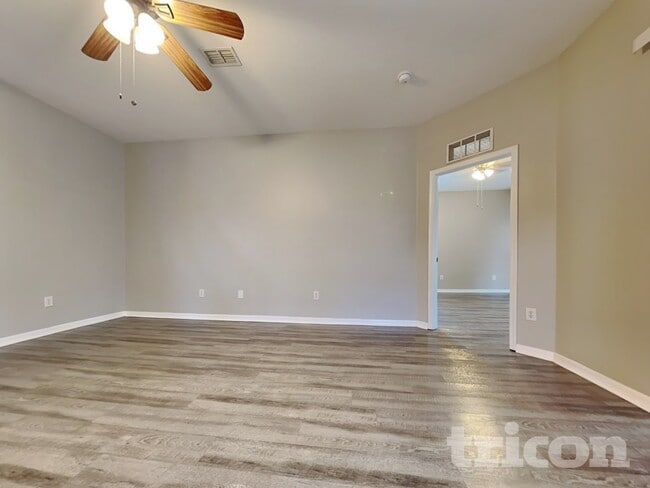 17437 Lawn Orchid Loop, Land O Lakes, FL 34638 - photo 4