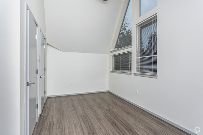 Studio - 220SF - Living Room