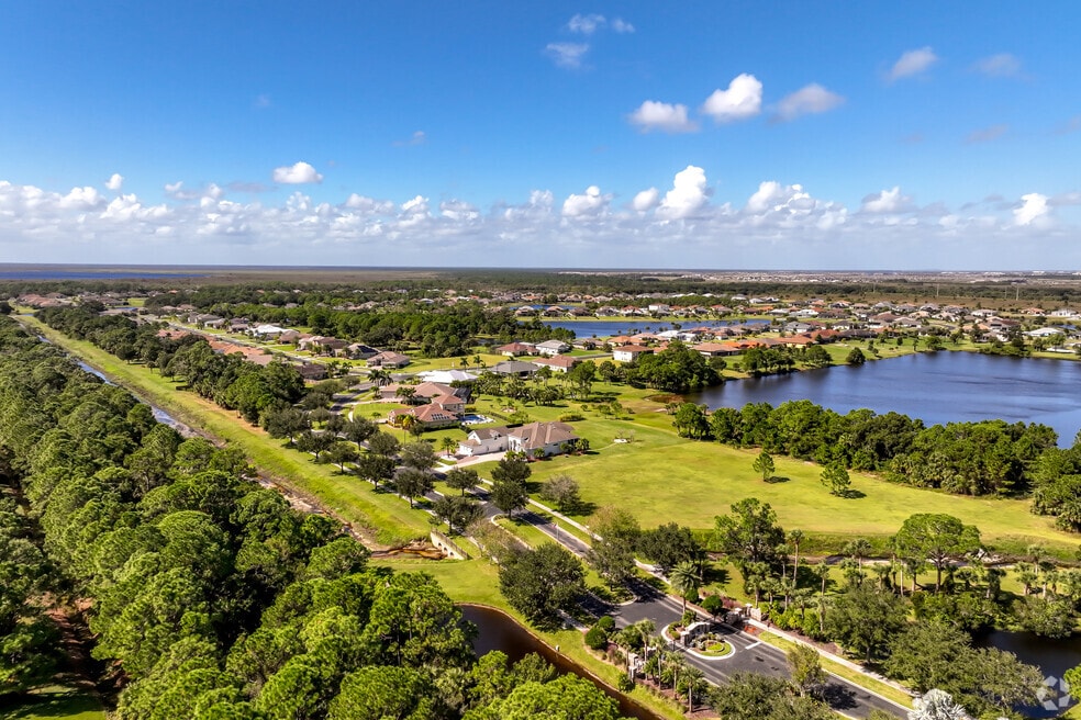 Neighborhood_River Lakes_012924