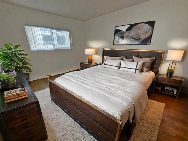 10776 Rose Ave unit 17, Los Angeles, CA 90034 - photo 2