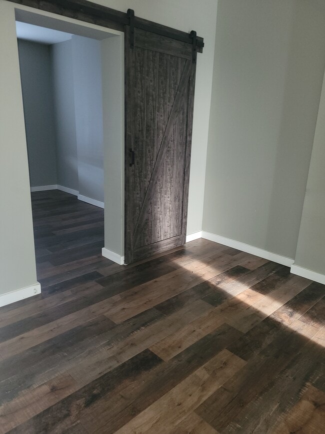 4180 Neosho St unit 1st Flooor, Saint Louis, MO 63116 - photo 6