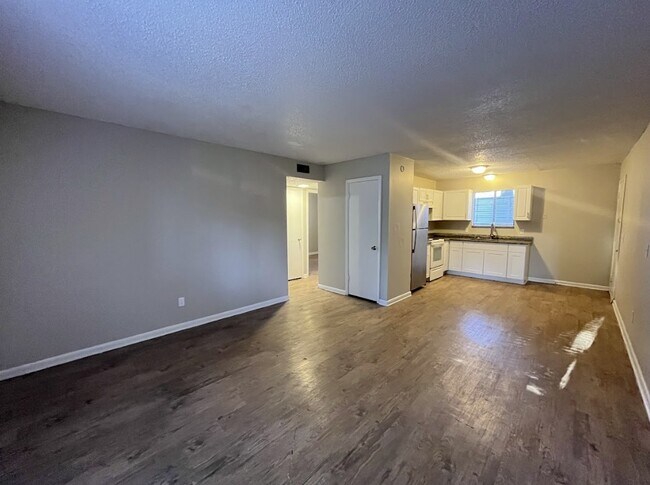 5324 Westchase Ct unit 5324 Westchase Ct Un, Jacksonville, FL 32210 - photo 4