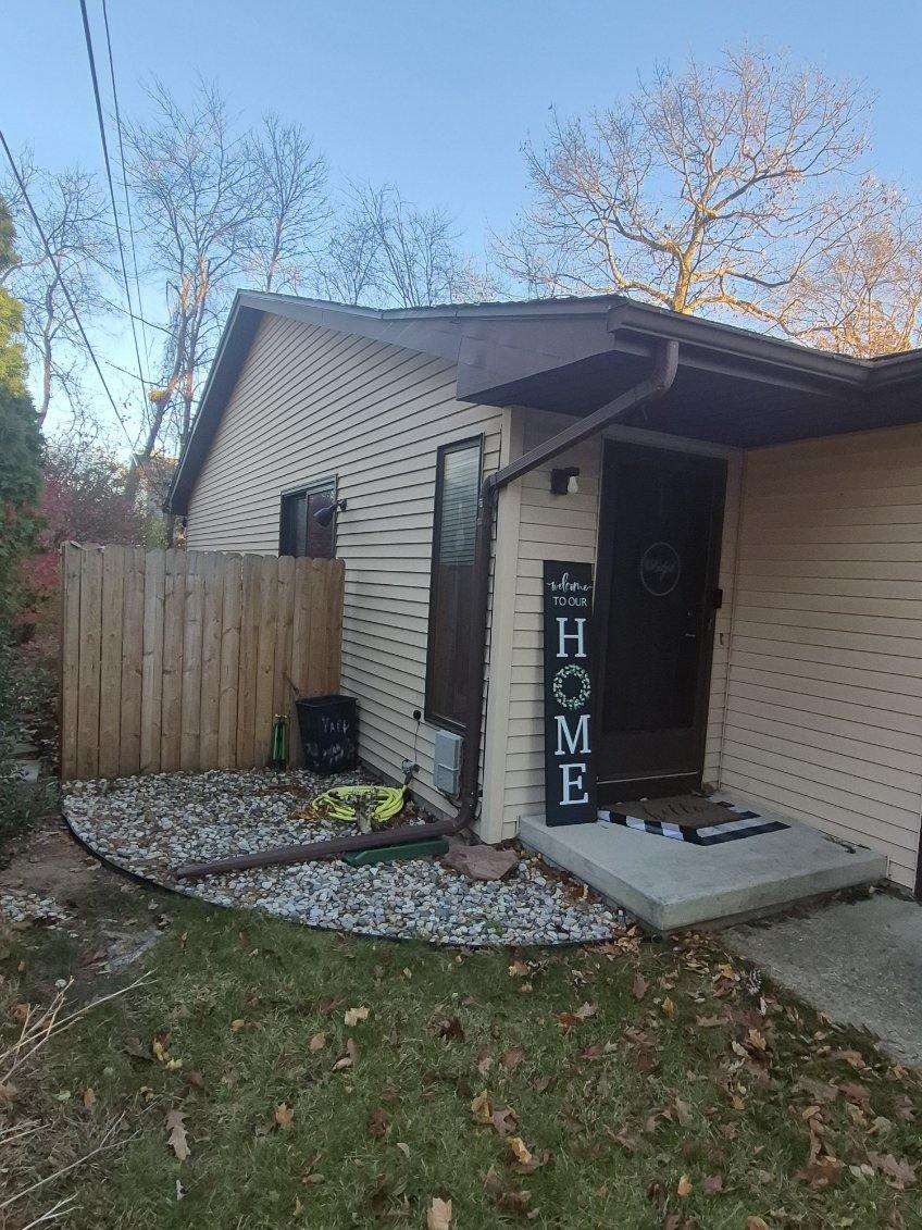 4908 Russell St, Midland, MI 48640 - photo 1