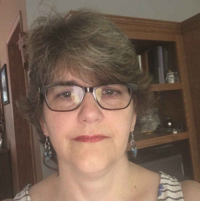 Gail Pawelski Staff - Real Estate One