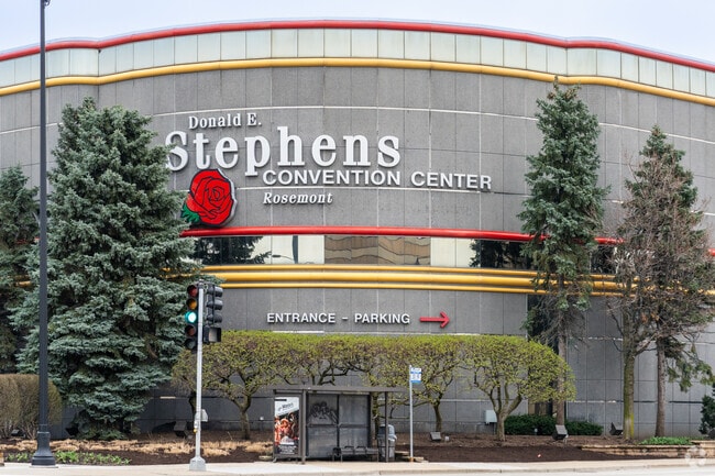 Catch a convention at Donald E. Stephens Convention Center nearby Schorsch Forest View.