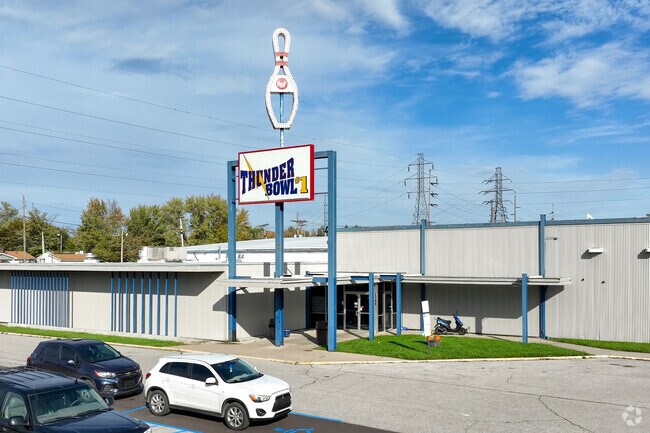 Thunder Bowl #1 offers league play and events in Victoria Park.