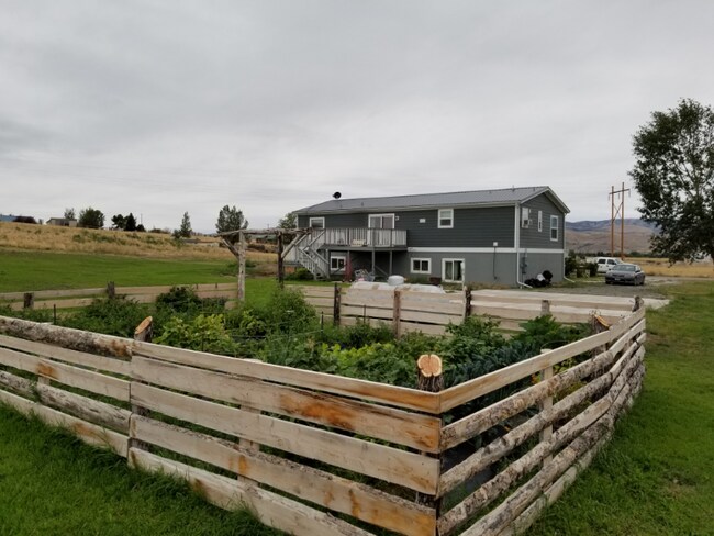 22 Woodchuck Lp, Townsend, MT 59644 - photo 7