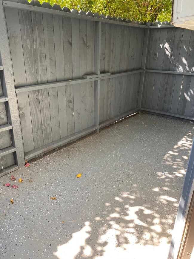 Studio Village Apartments, Van Nuys, CA 91406 - photo 6