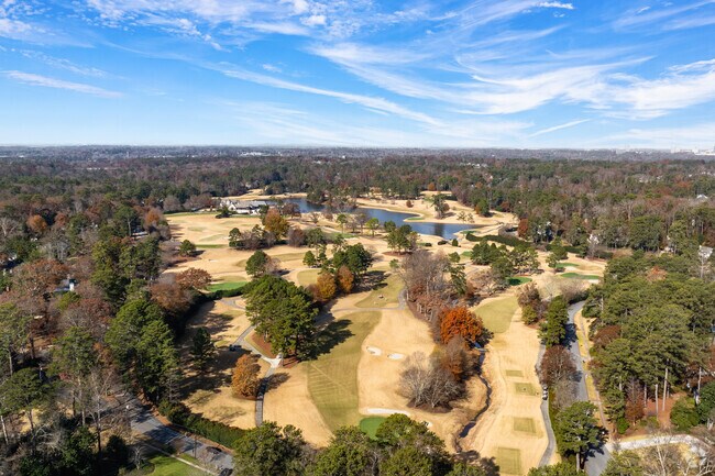 Brookhaven Fields developed around the polished Capital City Club as its epicenter.