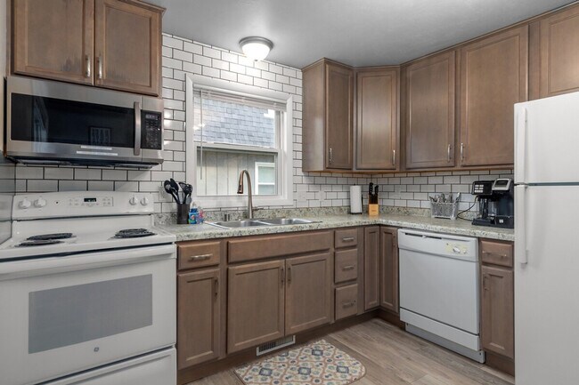 1800 E Northland Ave unit ID1296543P, Appleton, WI 54911 - photo 6