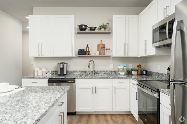 2BR, 2BA - 1,283SF - Kitchen