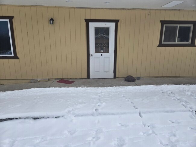 42981 Ny-28 unit Apartment one., Arkville, NY 12406 - photo 3