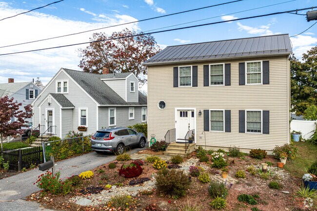 A mix of home styles can be found within the neighborhoods in Bakersville.