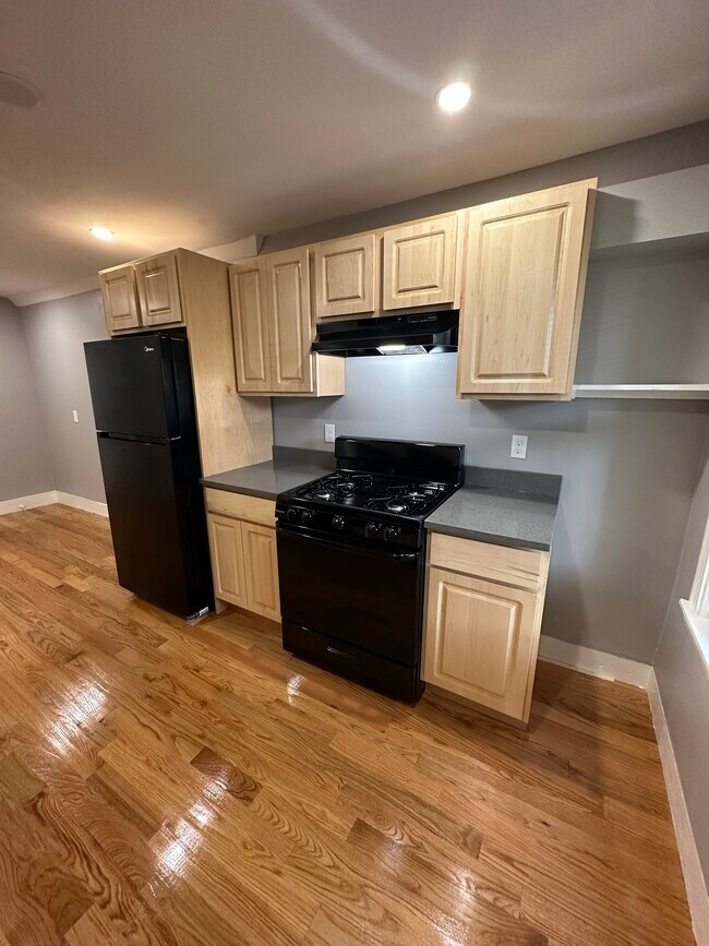 90 Elm Hill Ave Unit 3, Boston, MA 02121