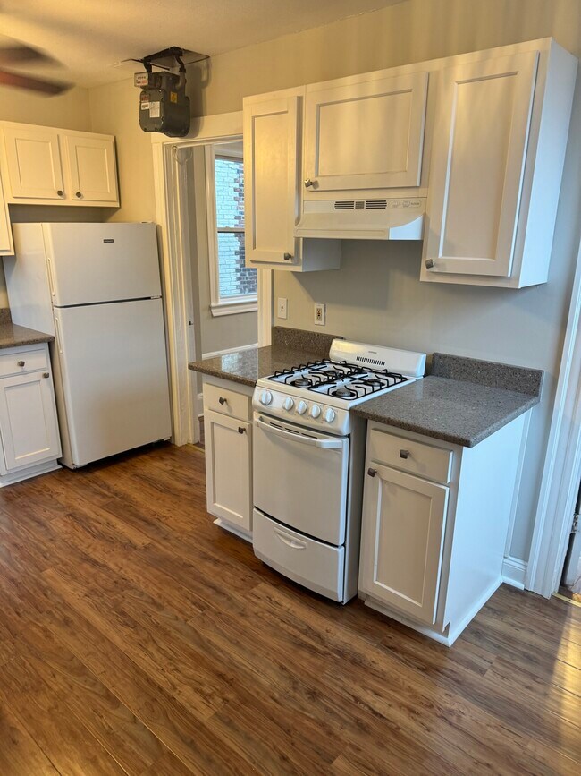 224 Hanover St unit 20M, Boston, MA 02113 - photo 7