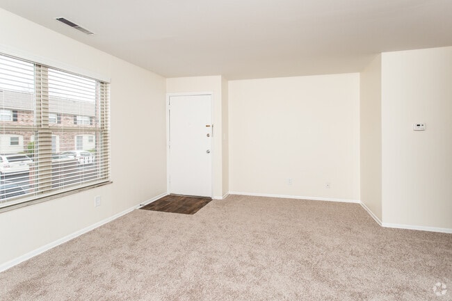 1BR, 1BA - 600 SF - Remodeled Dennison
