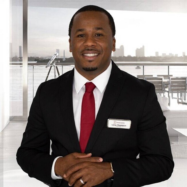 Agent Photo
