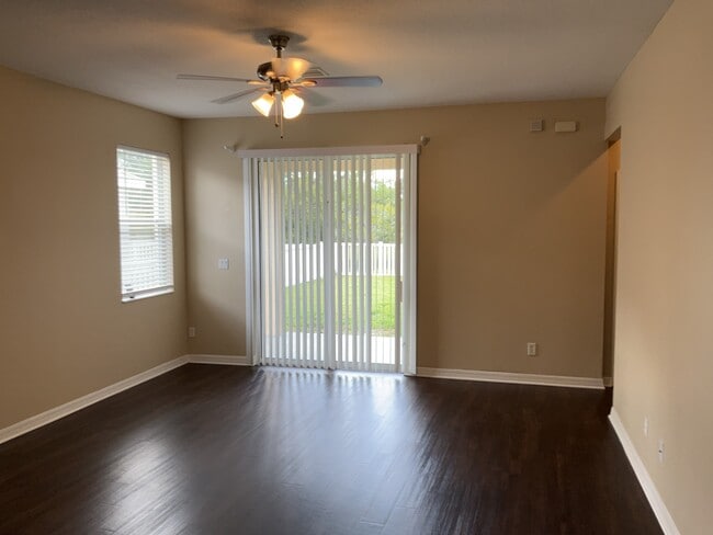 15031 Skip Jack Loop, Lakewood Ranch, FL 34202 - photo 6