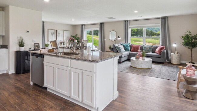 7045 Randleman Dr, Knoxville, TN 37918 - photo 5