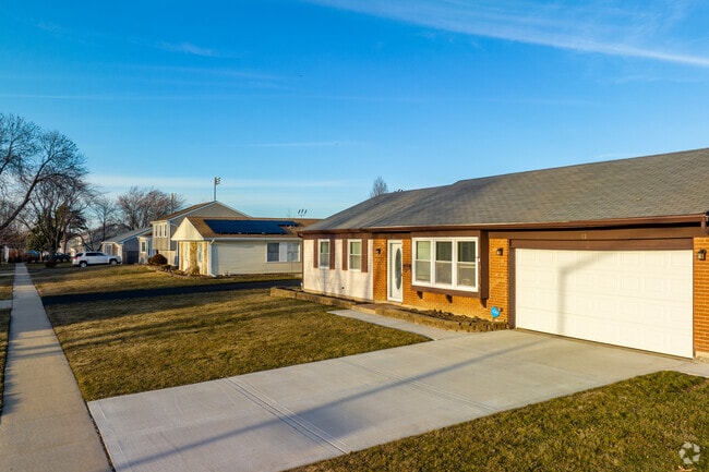 Ranch-style homes are also common in Hoover Park.