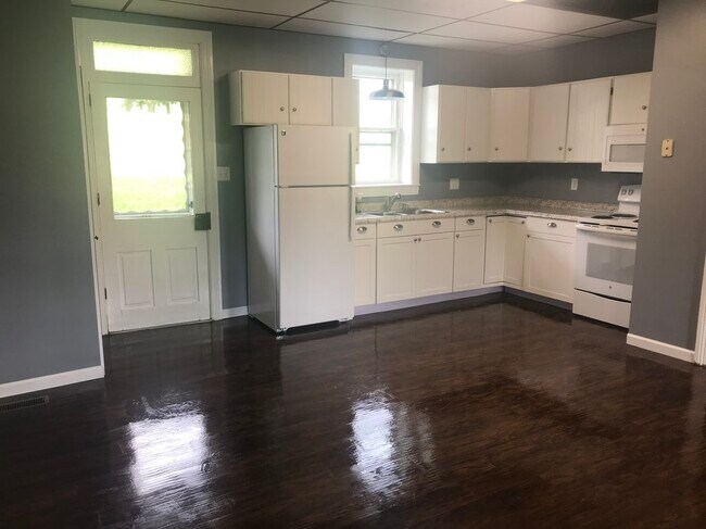 1353 Irish Creek Rd unit C, Mohrsville, PA 19541 - photo 6