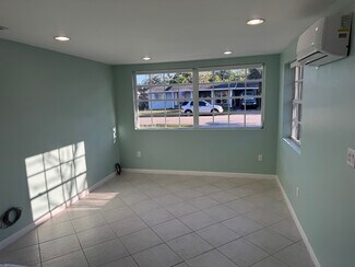 3235 SW 23rd St Unit B, Fort Lauderdale, FL 33312