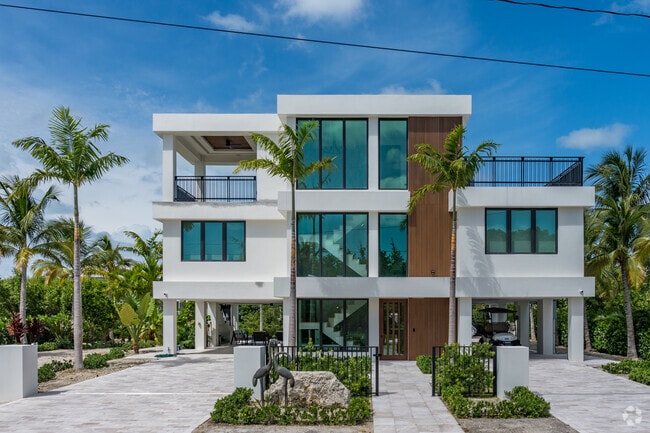 Luxury and modern homes are a new addition to Duck Key.