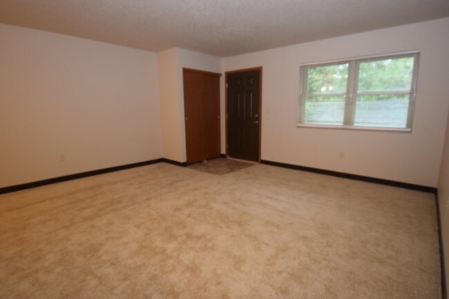 2 BR LIVING AREA