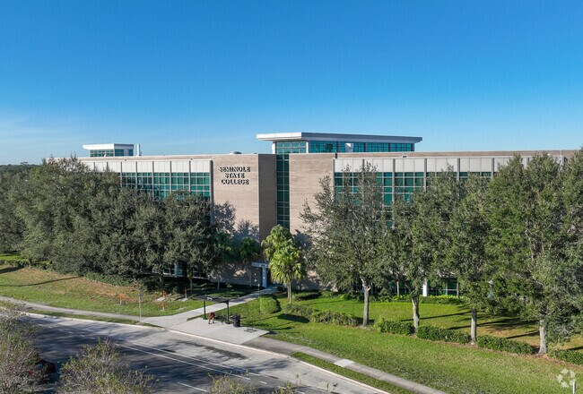 Seminole State College has a large campus in Altamonte Springs.