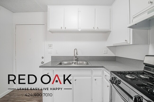 706 McDonald Ave unit 209, Los Angeles, CA 90744 - photo 6