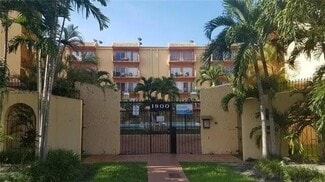 1900 W 54th St Unit 102, Hialeah, FL 33012
