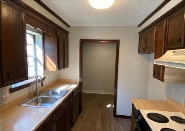 2437B River Oaks Blvd unit River Oaks Blvd, Jackson, MS 39211 - photo 4