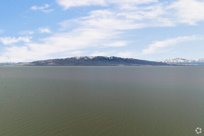 Utah Lake is a favorite for locals and visitors alike is located in the Outer Orem neighborhood.