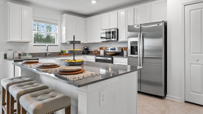 4670 Golden Knight Blvd, Kissimmee, FL 34746 - photo 3