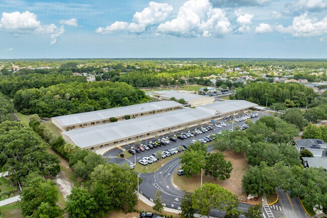 Longleaf Elementary School earns a B+ grade on Niche.com and serves Riverside Village.