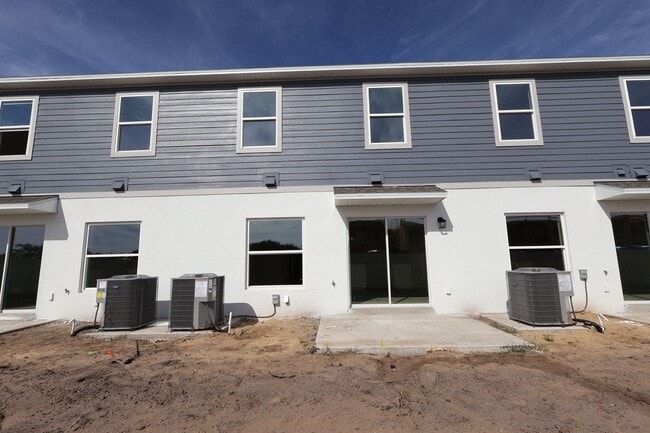 4156 Campsite Loop, Orlando, FL 32824 - photo 2