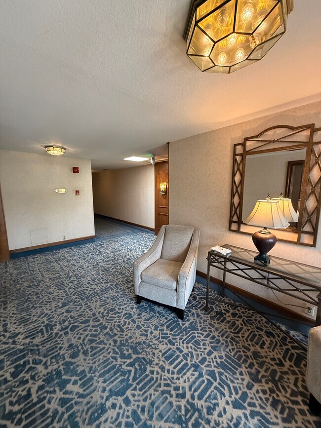 8601 Falmouth Ave unit Falmouth, Playa Del Rey, CA 90293 - photo 4