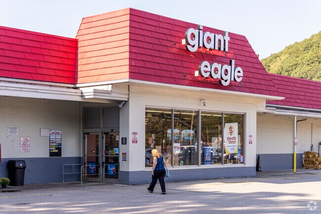 Johnstown resident can grab groceries at the nearby Giant Eagle.
