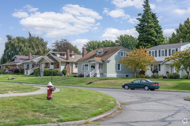These Cornwall Park Craftsman homes are the perfect blend of comfort and charm.