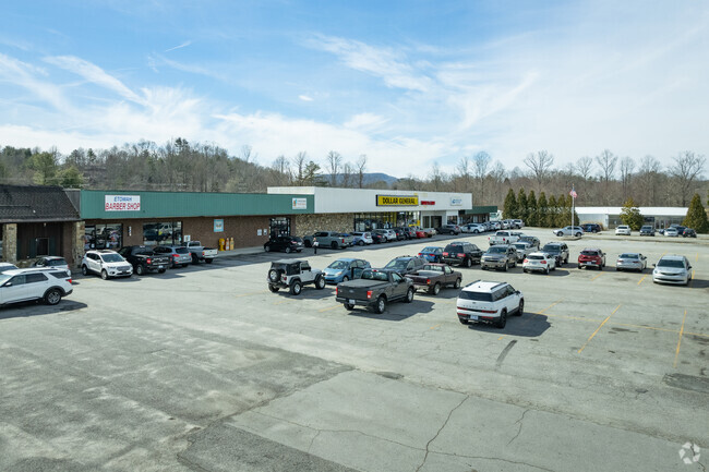The town center in Etowah has a few convenience stores, like Dollar General.