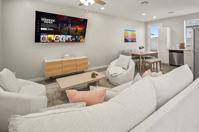 6612 W Paradise Ln unit ID1240444P, Glendale, AZ 85306 - photo 7