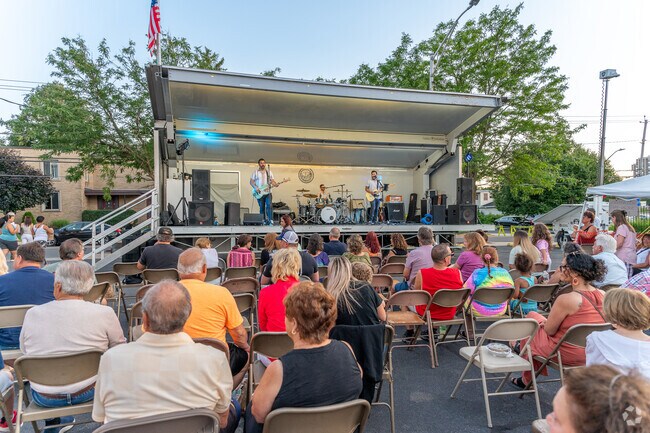 Utica is host to a number of outlets for entertainment, such as the Italian Festival.