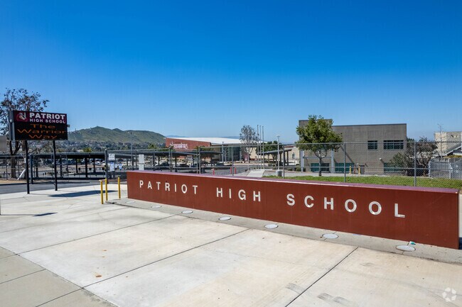 Patriot High School near the Glen Avon has modern facilities for students to enjoy.