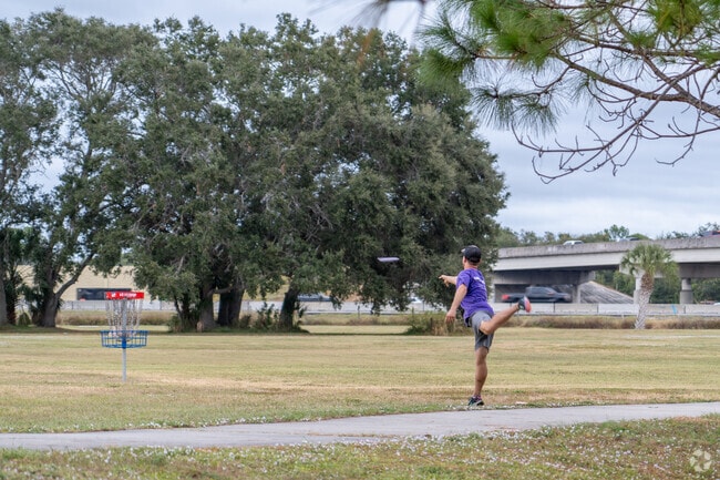 Tom Bennett Park in East Bradenton offers free disc golf.