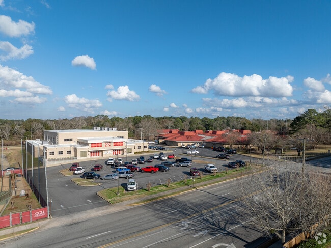 Thomasville High School is a public high school serving grades 9-12 and has an overall B grade on Niche.