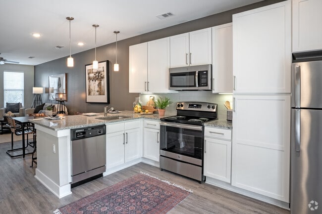 2 BD, 2 BA Townhouse